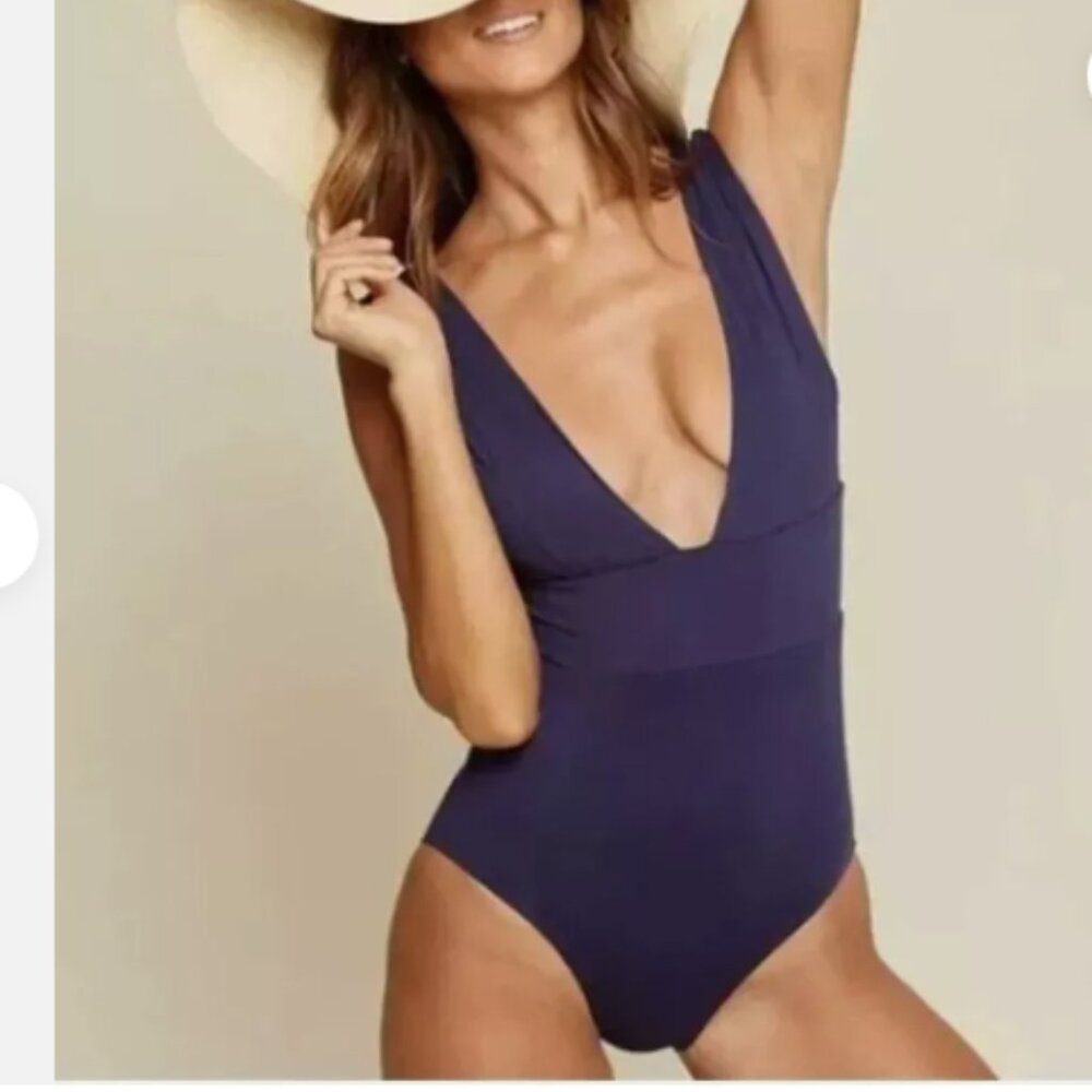 New Andie Swim Size Medium Navy Blue One Piece The Sardinia Plunge V Ne…